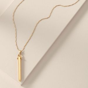 Stella & Dot Rebel Pendant Necklace - Gold